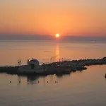 Hercules Hotel